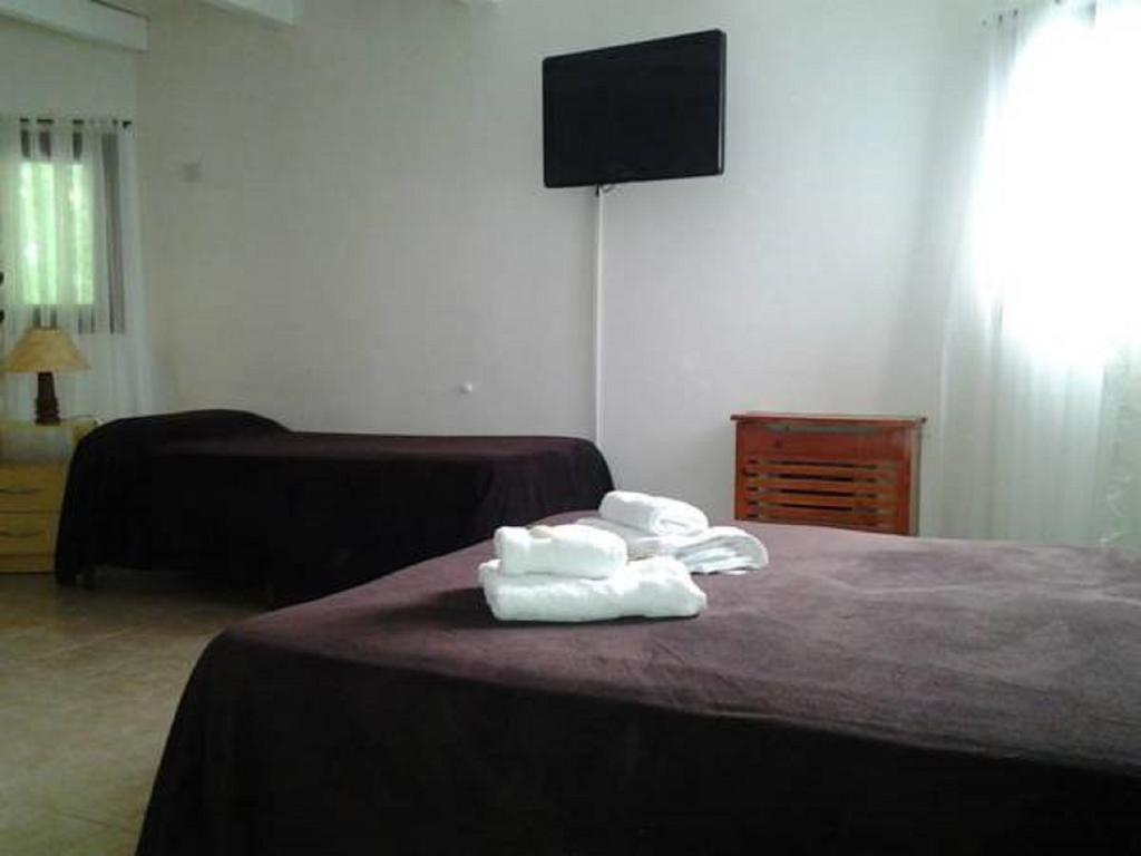 Hotel Alihuen Sierra de la Ventana Room photo